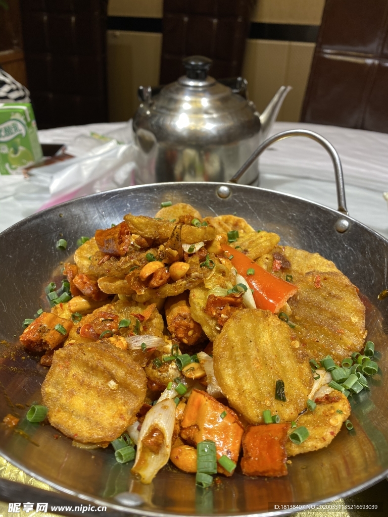 干锅土豆片