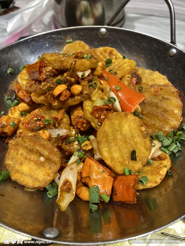 干锅土豆片