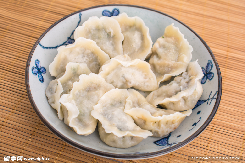 饺子锅贴馄饨图片