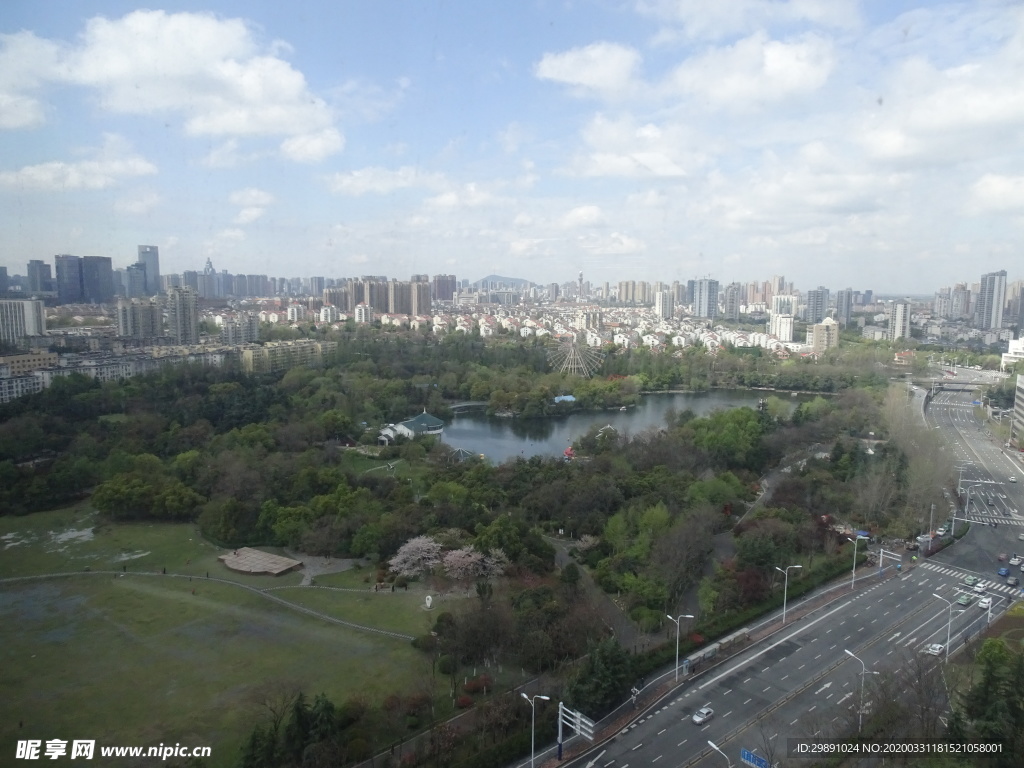 城市