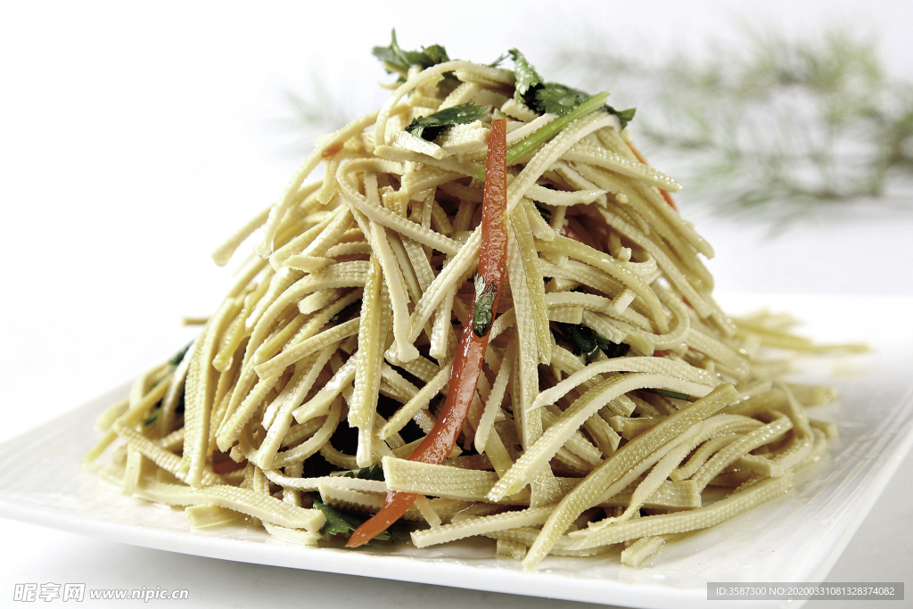 葱油豆腐丝
