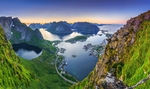 群山海湾大海天空风景