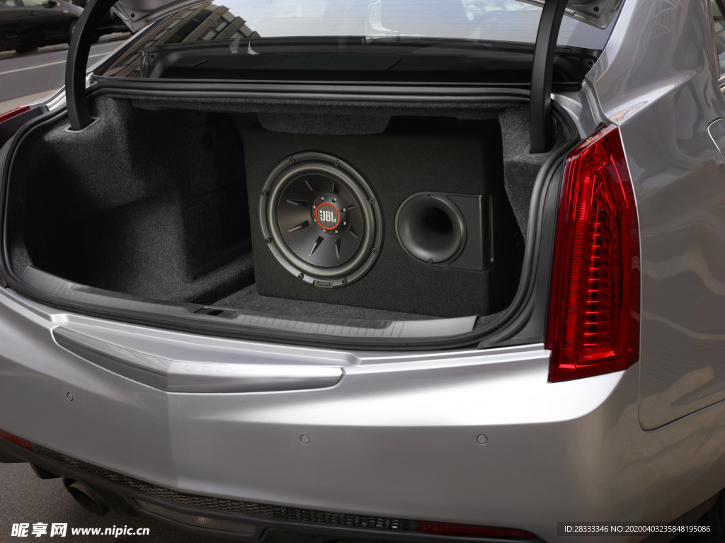 汽车加装音响扬声器低音喇叭 车