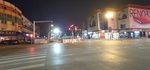 十字路口夜灯