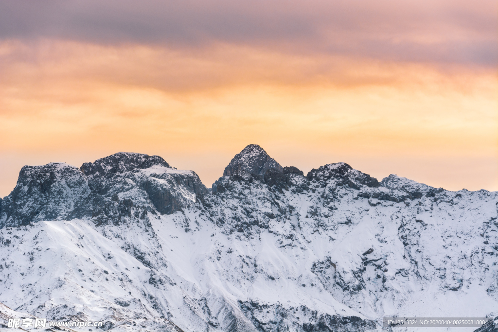 雪山