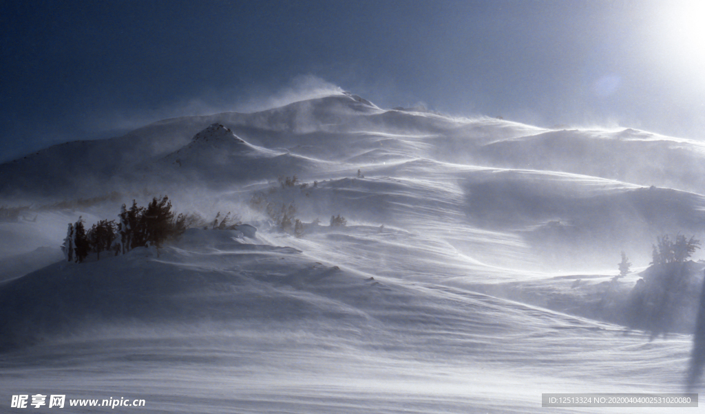 雪山