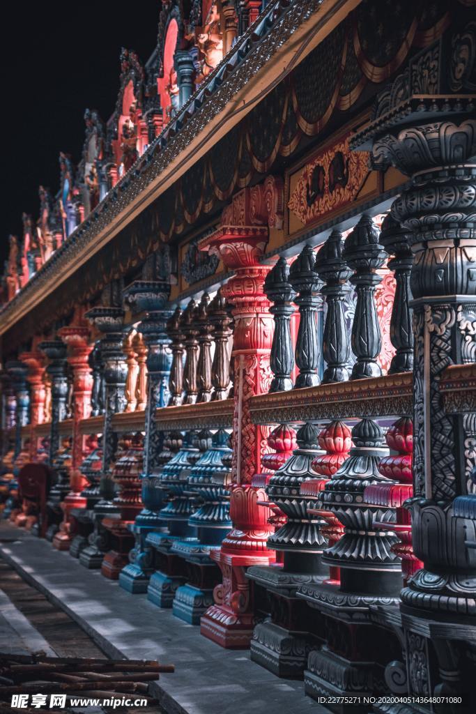 栏杆雕塑