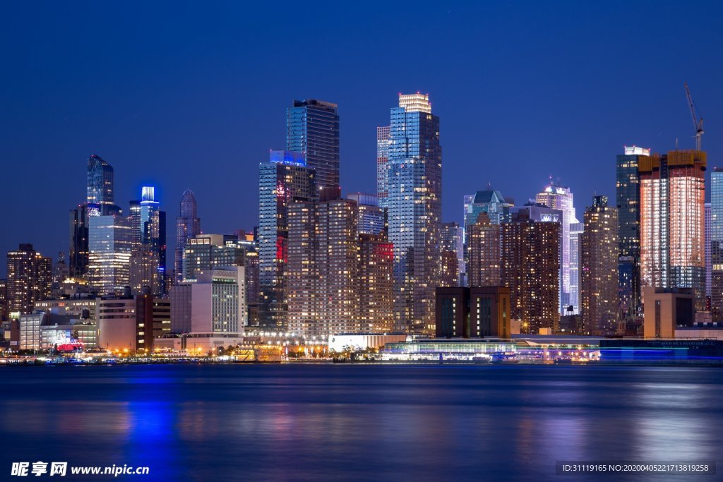 城市的夜景