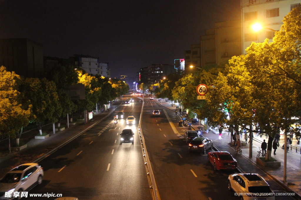 大学城夜景