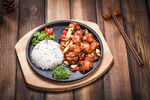 黑椒鸡米饭