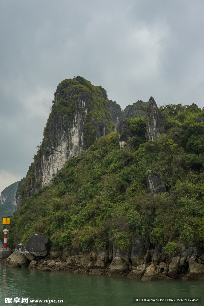 山川 湖泊 倒影