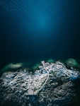 深蓝色海水