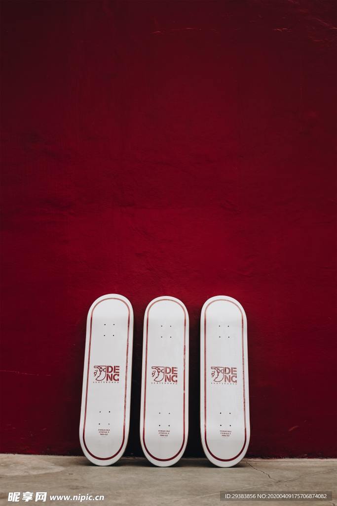 红色背景