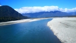 山河