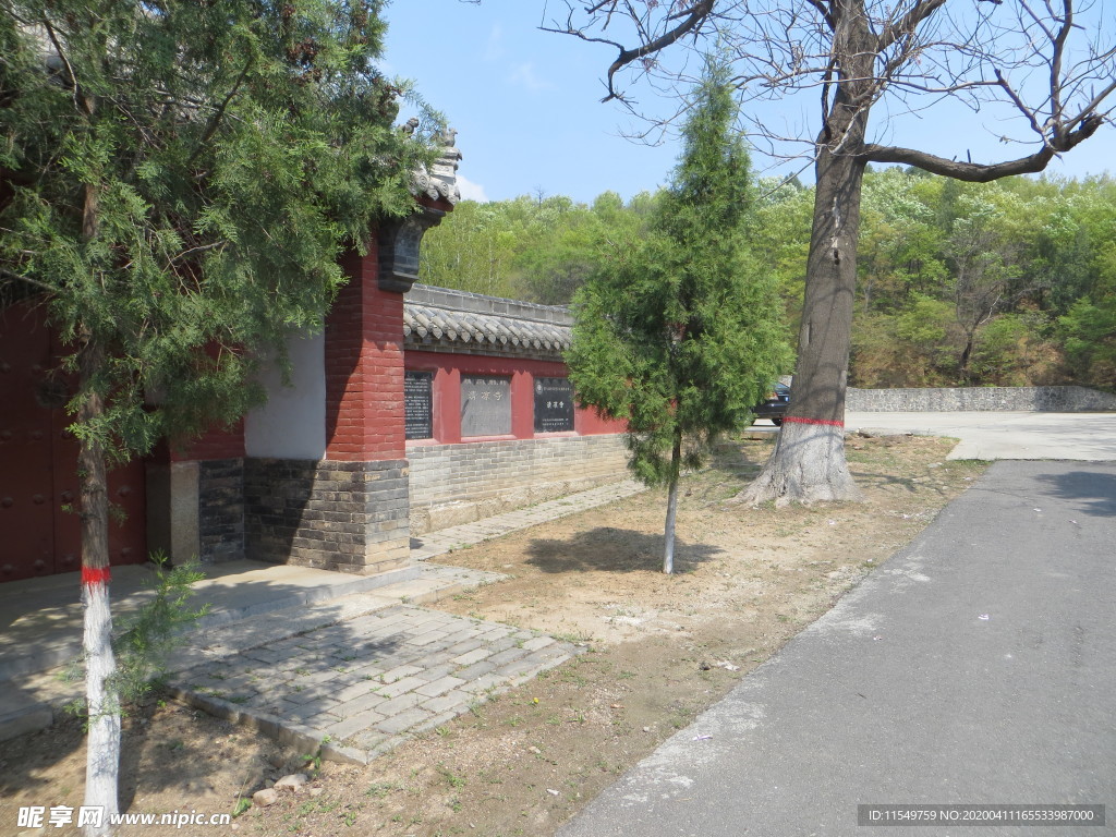 深山古寺