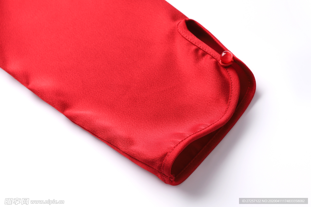 红色珍珠配饰