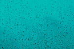 蓝绿色水珠