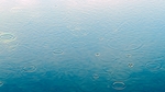 蓝色水