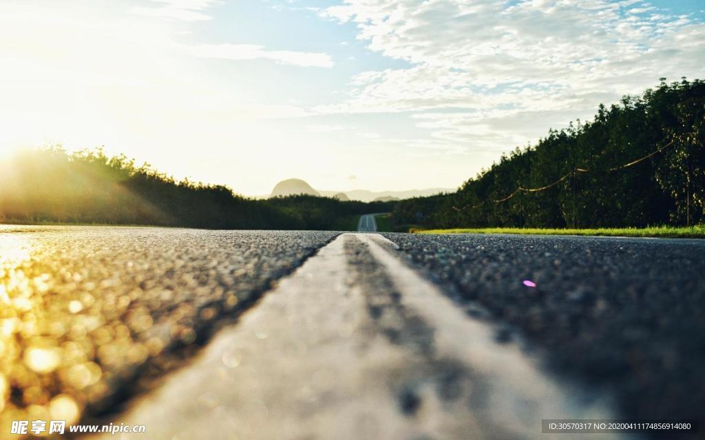 道路