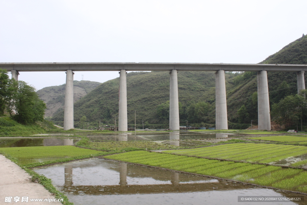 高铁桥梁