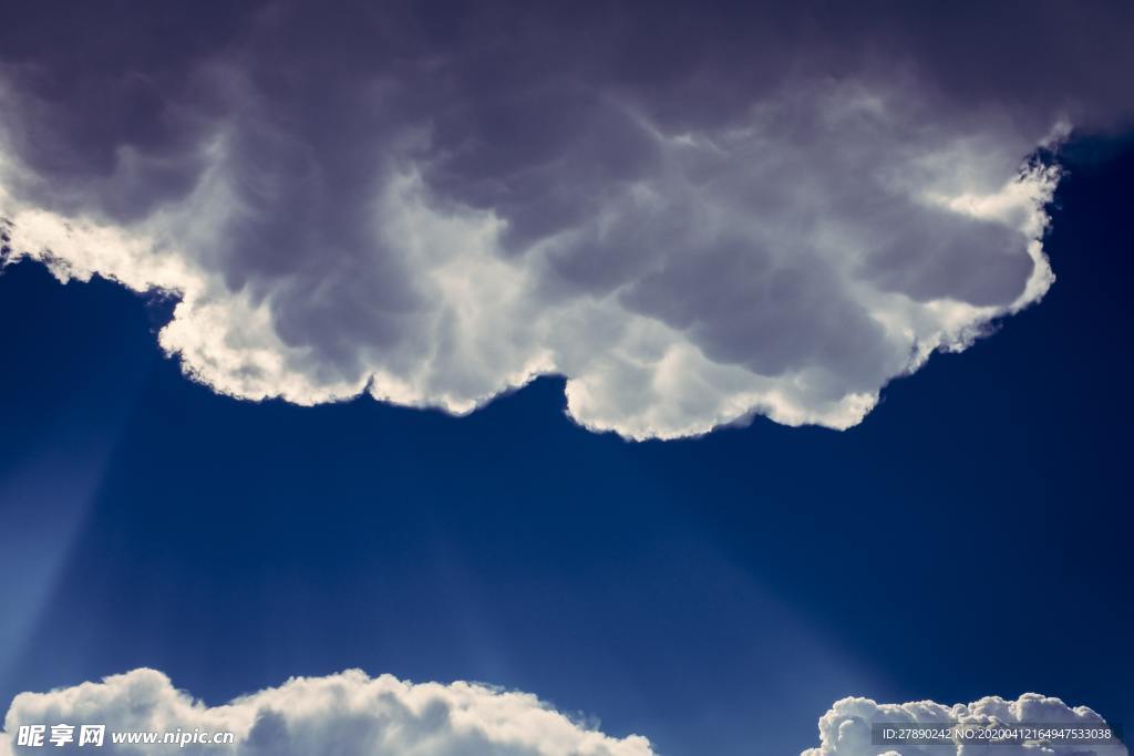 天空