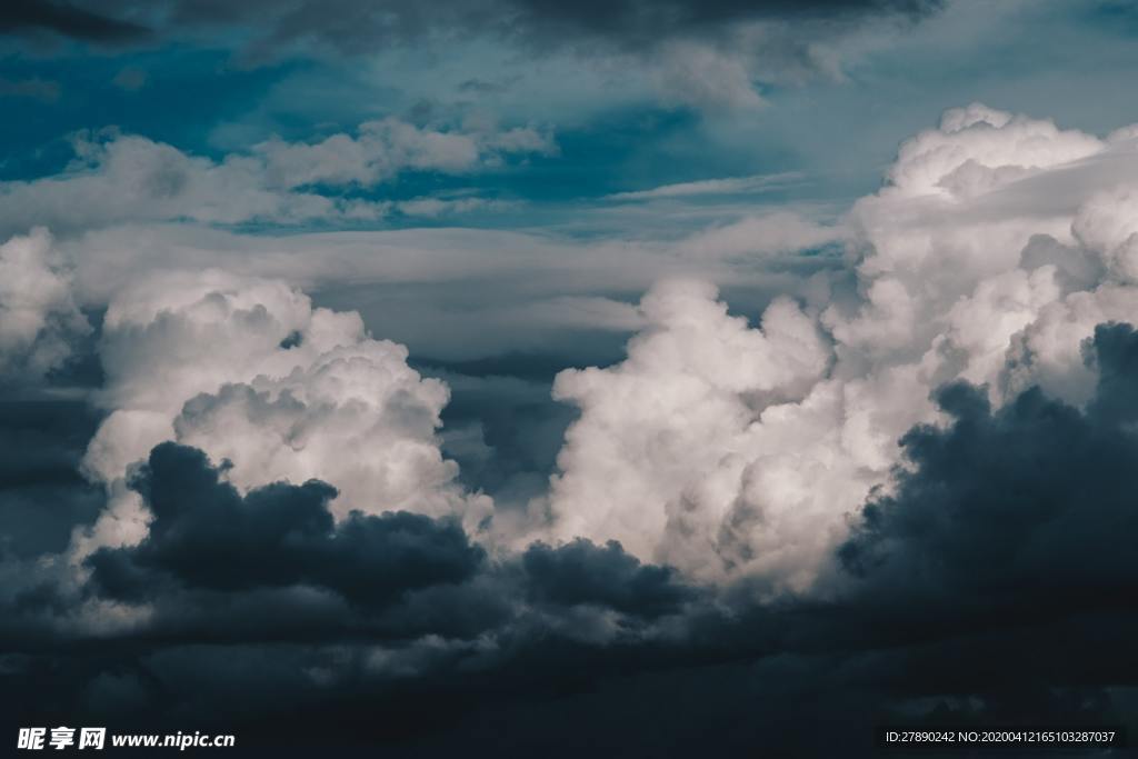 天空