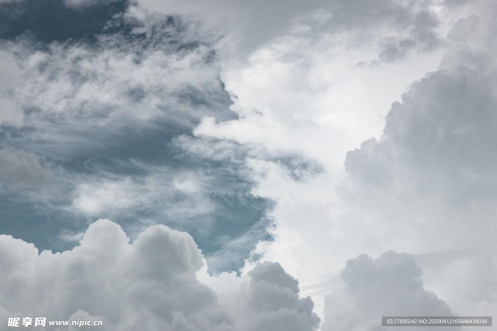 天空