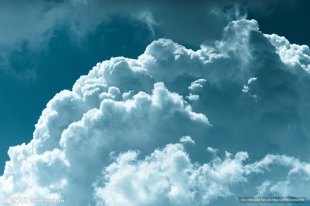 天空
