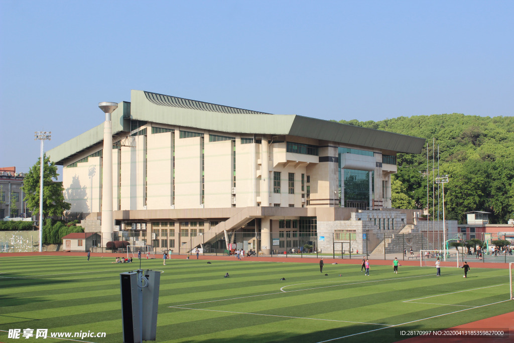 湖南大学体育场