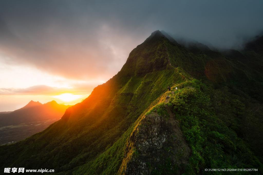 山峰