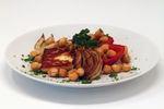 烤肉 铁板肉 碗 菜肴 木 板