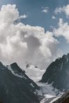 白云高山