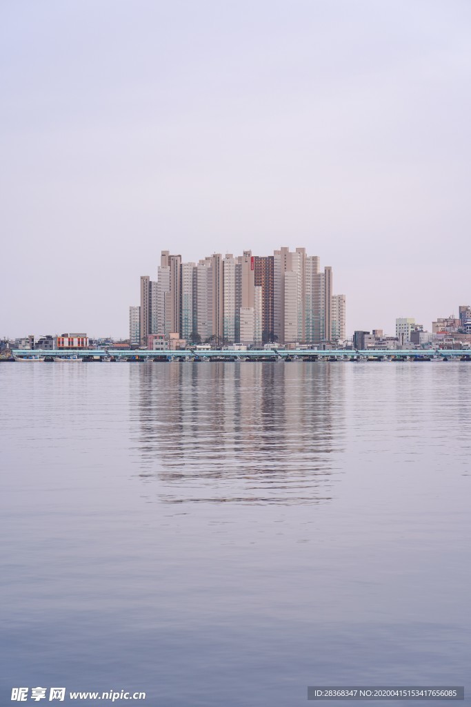 城市摩天大楼