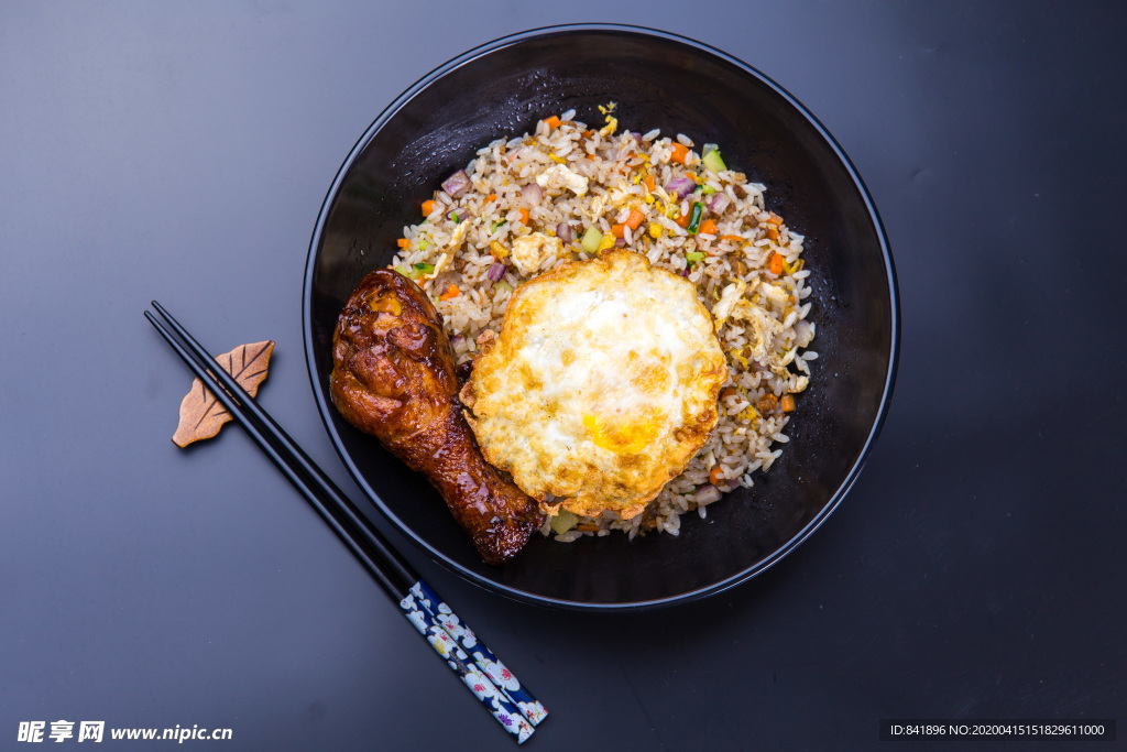 鸡腿炒饭 鸡腿蛋炒饭 鸡腿饭