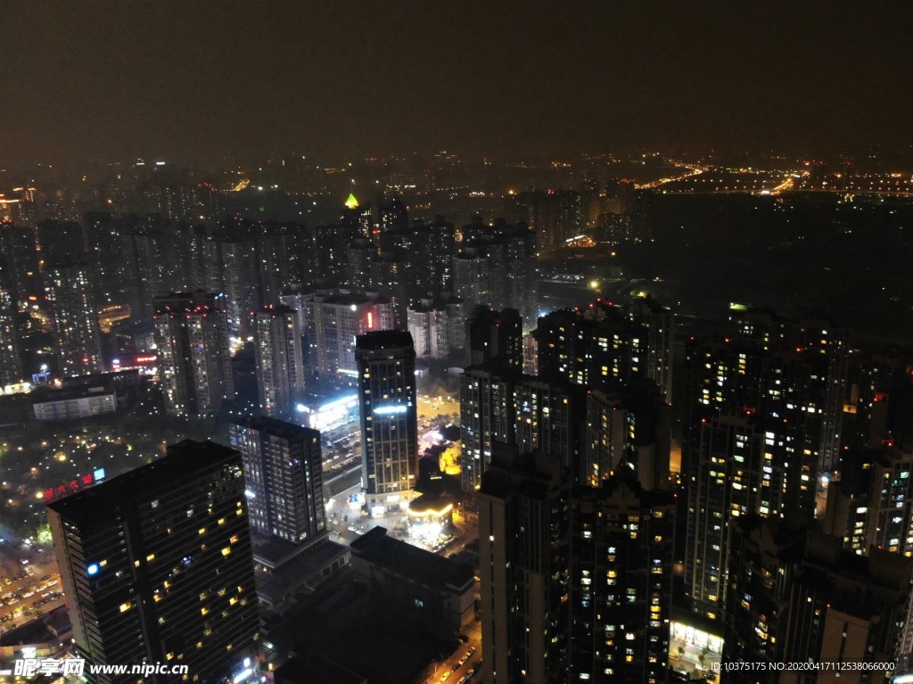 成都的夜