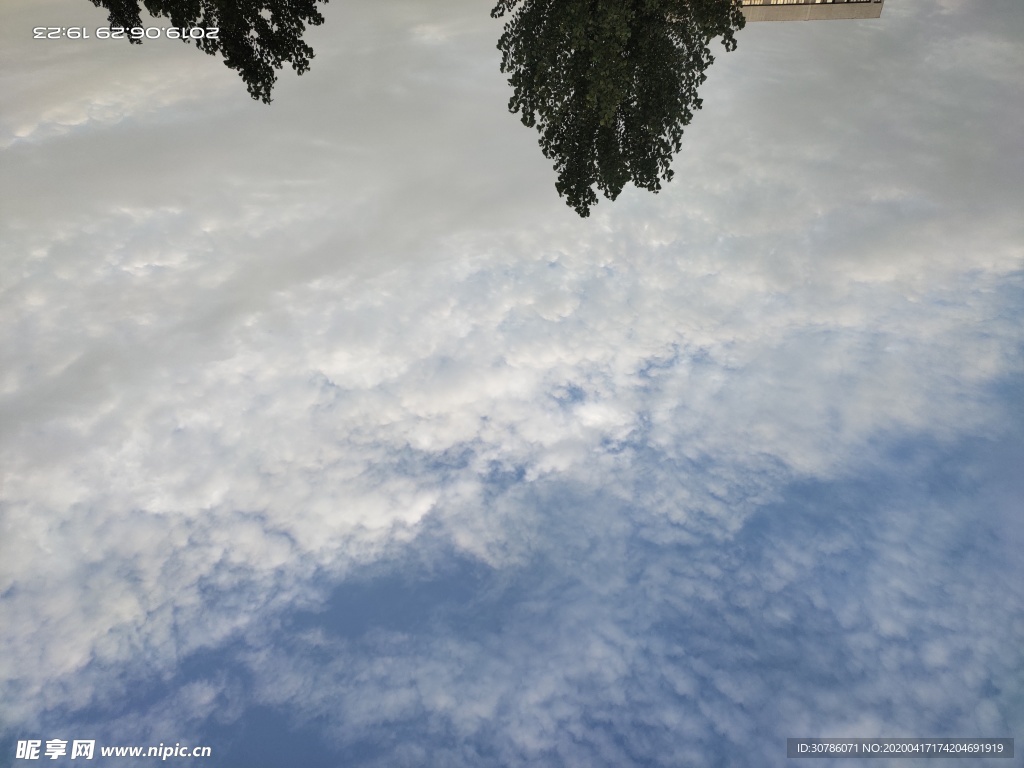 天空 蓝天白云