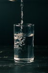 玻璃杯