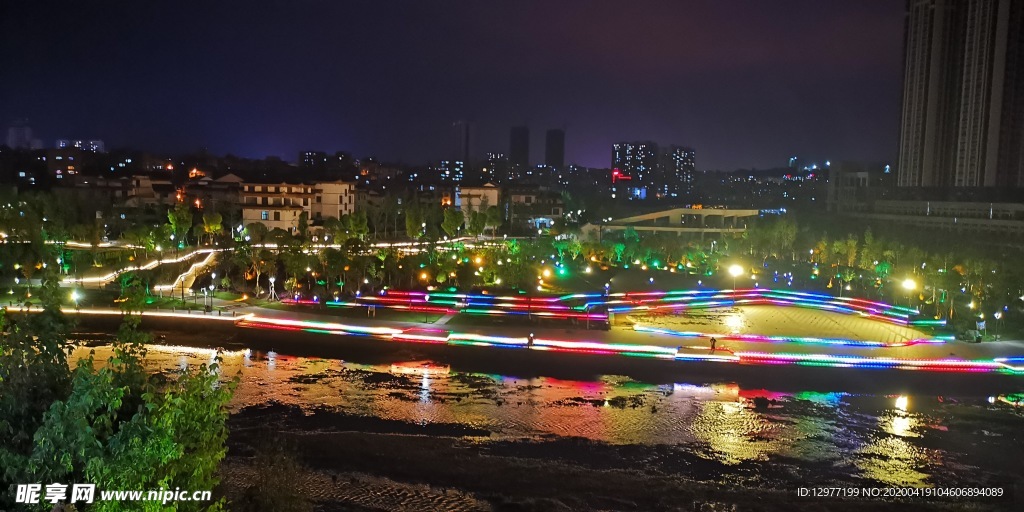 城市公园夜景