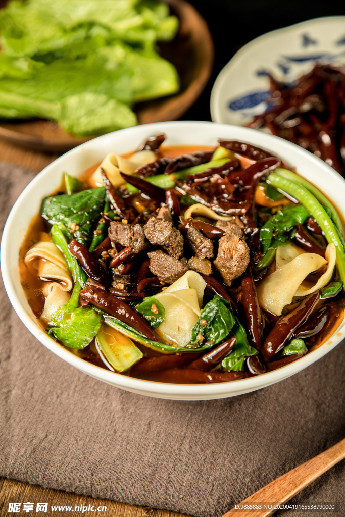 牛肉板面