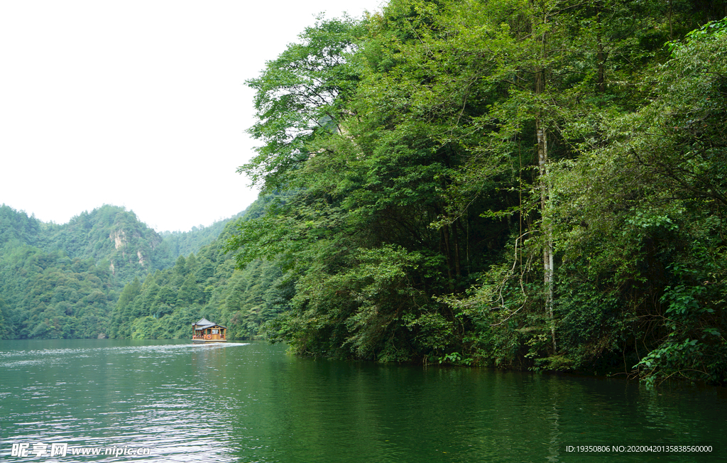 张家界宝峰湖景区景色