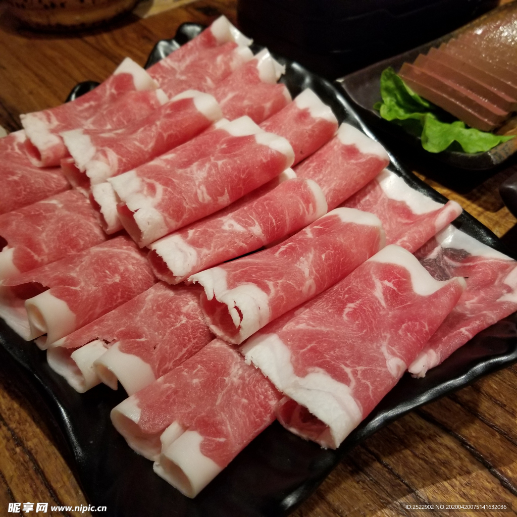 火锅羊肉卷