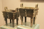 古代青铜鼎