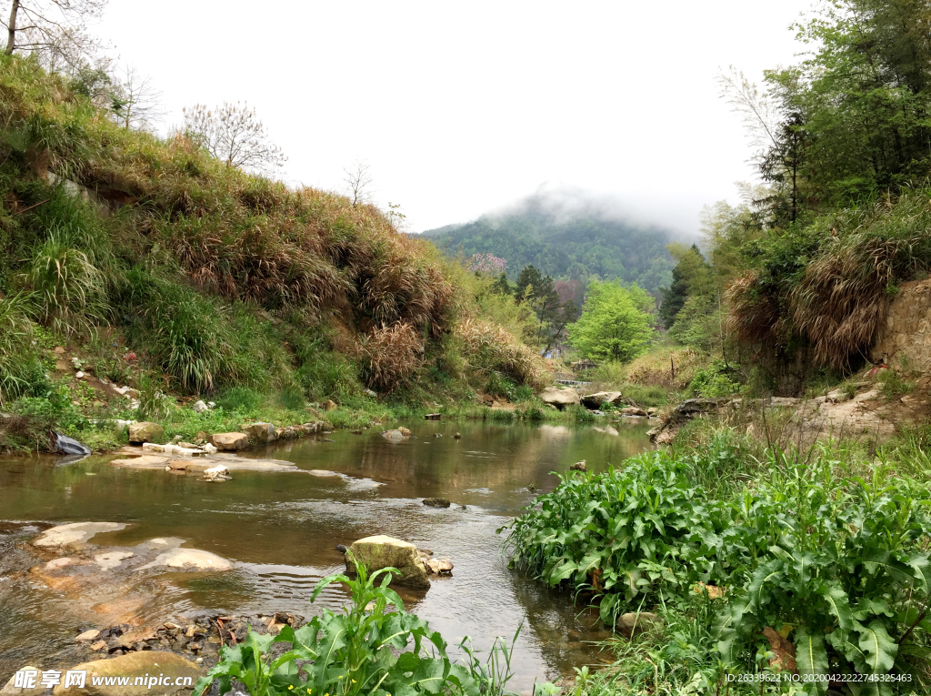 碧水青山