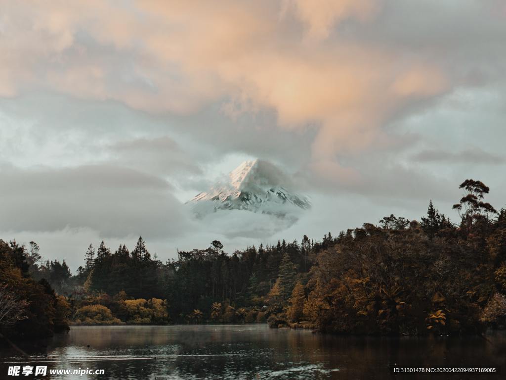 雪山