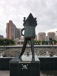 城市广场 酒杯雕塑