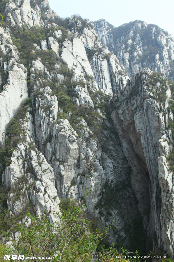 险峻的少室山