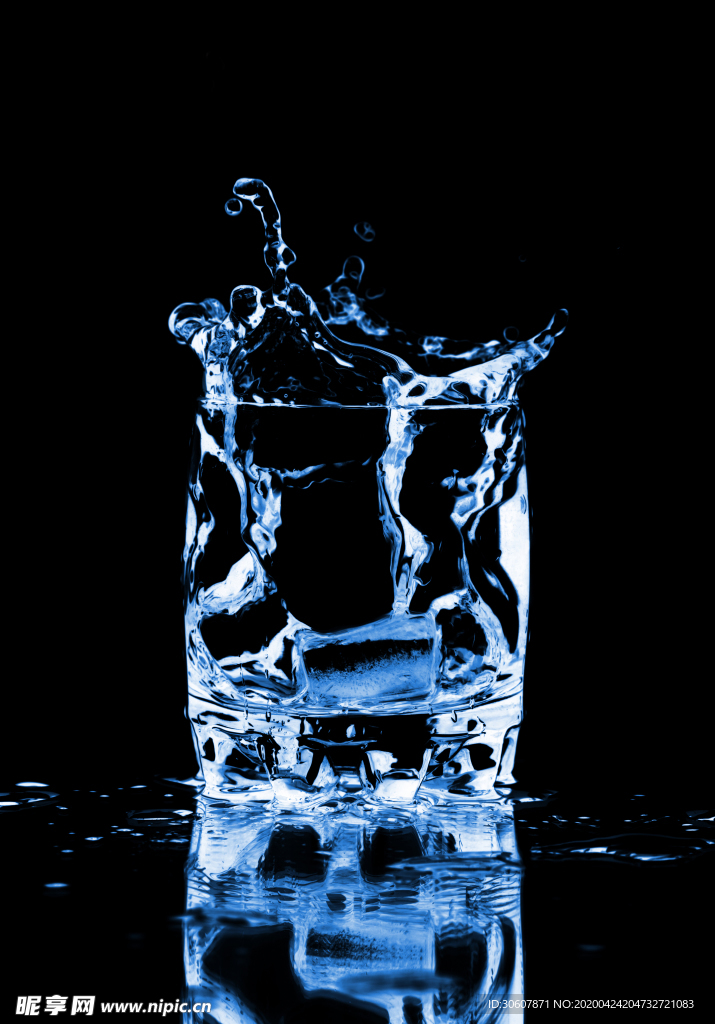水
