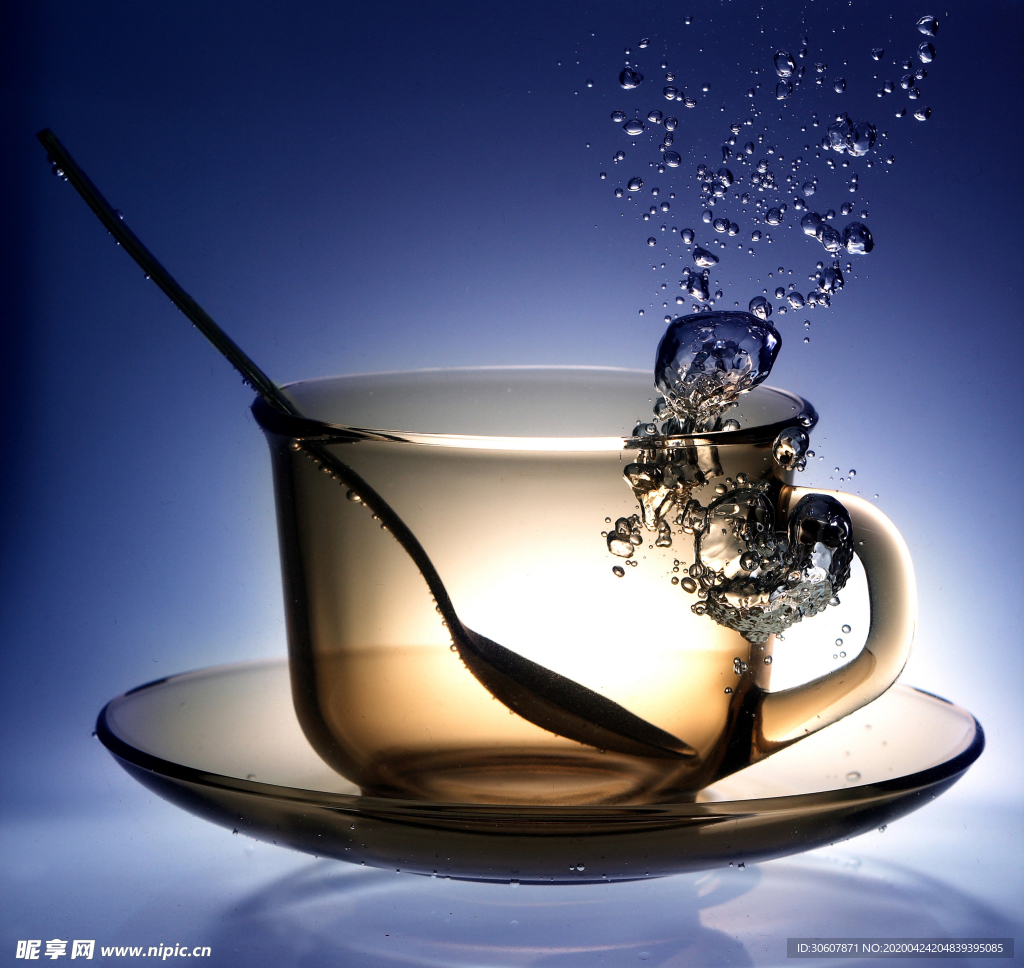水