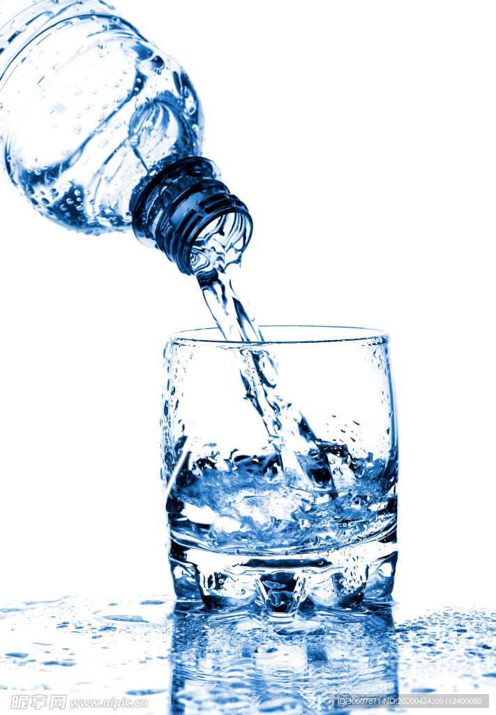 水