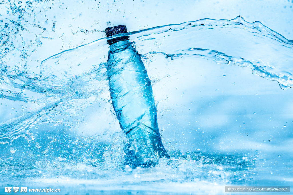 水